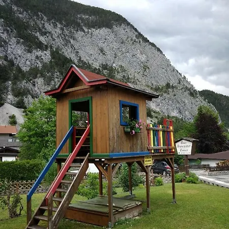 Haus Kranewitter Pensión *